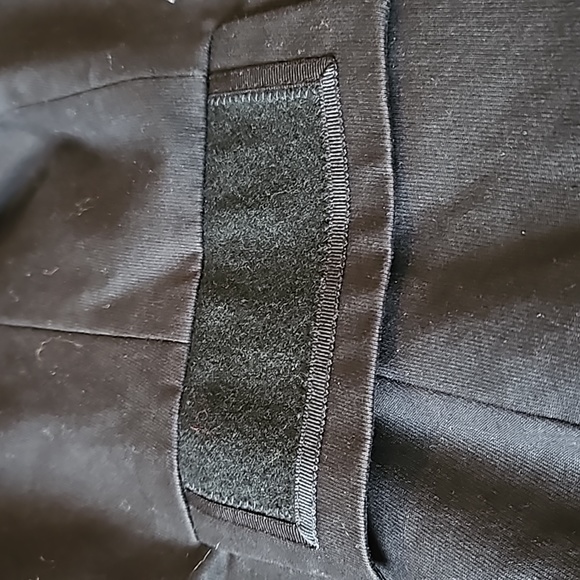 Blazer - Picture 6 of 7